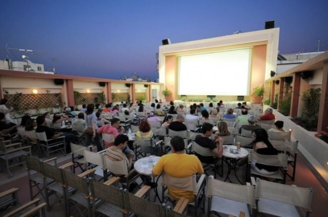 Cinema ao ar livre em Atenas Cine Thission