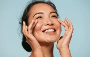 Confira os principais cuidados de skincare com a pele asiática