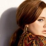 Adele bate recorde de Whitney Houston