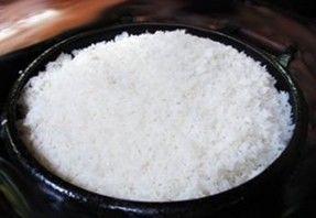 Como tirar o cheiro de queimado do arroz