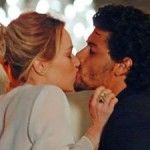 Ronaldo se declara e beija Juliana na frente de Nando em 'Guerra dos Sexos'