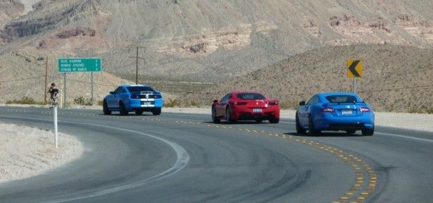 Turistas podem percorrer Las Vegas com Ferraris e Lamborghinis