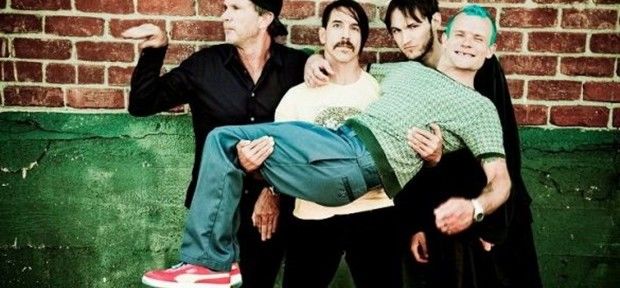Red Hot Chili Peppers confirma show no Brasil em Novembro