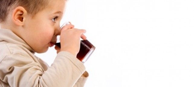 Malefícios dos refrigerantes para as crianças
