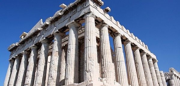 Visite a Atenas histórica, com o bairro da Acrópole e o Partenon