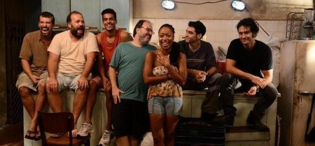 Filme 'Alemão' mistura ficção com trechos reais da ocupação do complexo de favelas no Rio