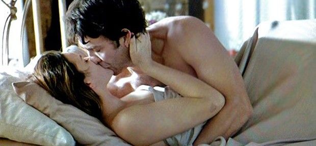 Novela 'Em Família' apela para cenas sensuais por audiência: sexo de Luíza e Laerte e mais