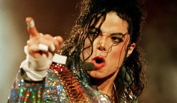 Após 5 anos, morte de Michael Jackson já rendeu uma fortuna de US$ 700 mi aos herdeiros