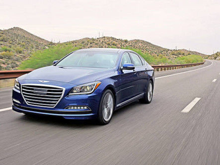 Carros de luxo: Hyundai Genesis usa seu navegador GPS para frear sozinho antes do radar