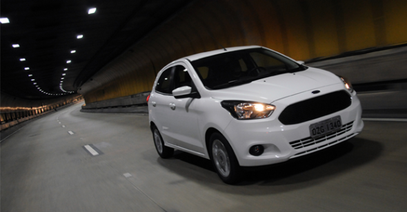 Novo Ford Ka 2015 sai de fábrica com ar, direção elétrica e Bluetooth por R$ 35.390
