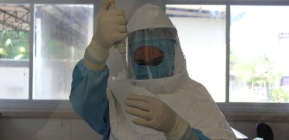 1º caso de ebola no Brasil pode ser confirmado pelo Instituto Evandro Chagas