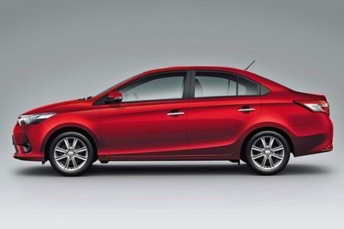 Novo Toyota Etios 2015 chega ao Brasil - veja os preços