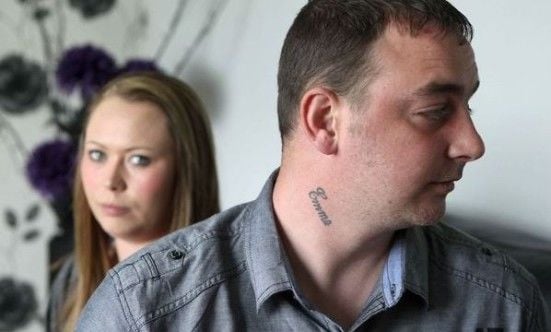 Homem é expulso de restaurante por causa de tatuagem dedicada à sua filha