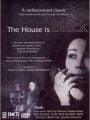 A Casa é Escura - Cartaz do Filme
