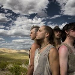 Letras de Sleepytime Gorilla Museum