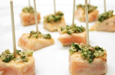 Receita Salmão Aperitivo ao Molho de Azeitonas