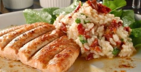 Receita Salmão e Risoto de Tomate Seco