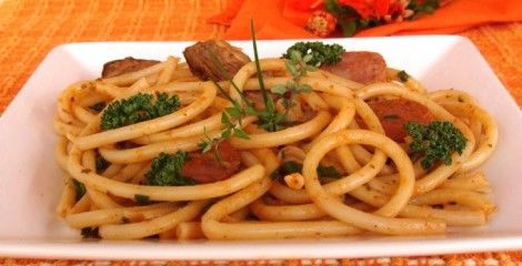 Receita Macarrão ao Molho de Cebolas Carameladas