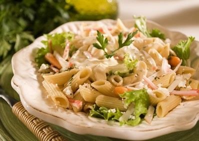 Receita Salada de Kani com Macarrão