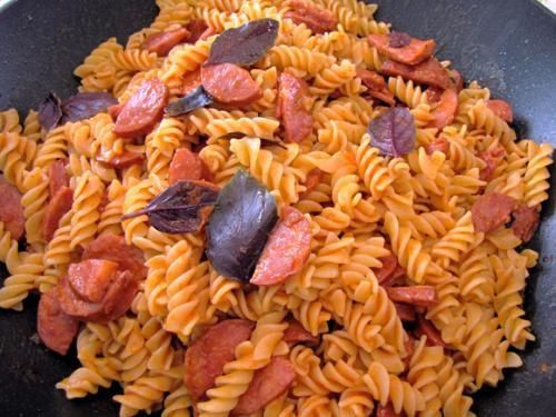 Receita Fusilli com Linguiça Tipo Portuguesa Defumada