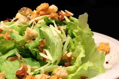 Receita Salada Verde com Atum e Croutons