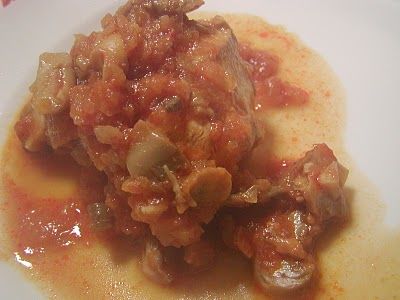 Receita Frango em Molho Aromático de Tomate e Cogumelos