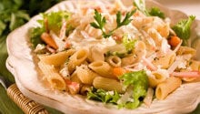 Receita Receita de Salada de Macarrão com Atum