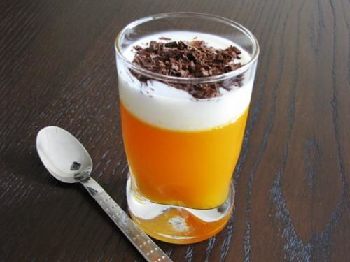 Receita Gelatina de Tangerina, com Iogurte Natural e Chocolate