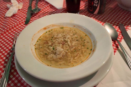 Receita Caldo de Galinha com Capelete