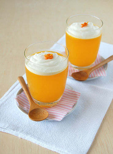 Receita Gelatina de Laranja com Chantilly