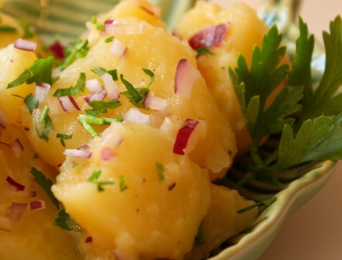 Receita Salada de Batatas Alemã sem Maionese