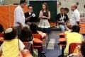 As crianças fazem uma surpresa para Helena - Foto: Divulgação SBT