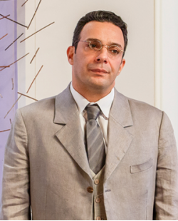 Dr. Castilho