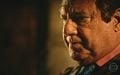 Cícero vê Miguel com Olívia - Foto: Divulgação Globo
