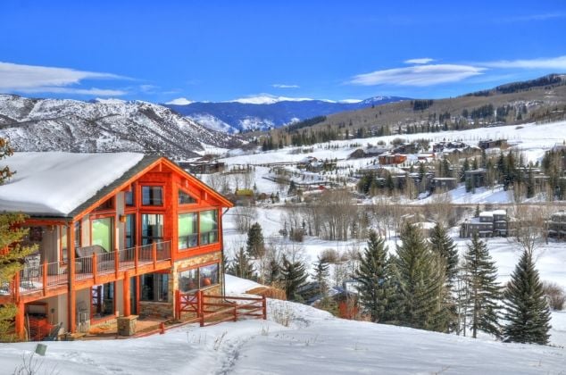 Turismo nos Estados Unidos em Aspen nevando