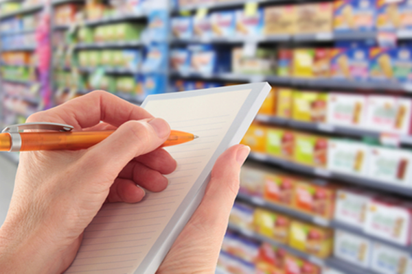 Lista de compras do supermercado para ajudar a economizar