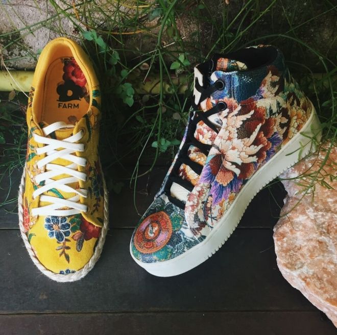 Lançamento do tênis Farm florido