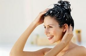 Aprenda hidratar seus cabelos usando alimentos que você tem em casa