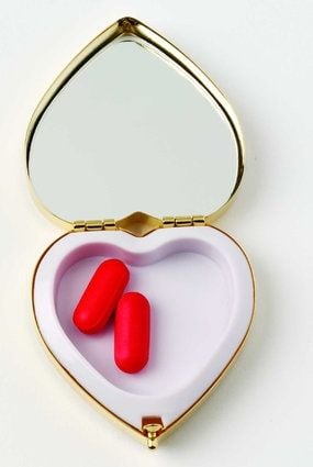 Presentes bizarro para o dia dos namorados caixa de coração pílulas