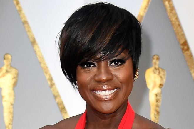 Famosos que enfrentaram tristeza na infância Viola Davis