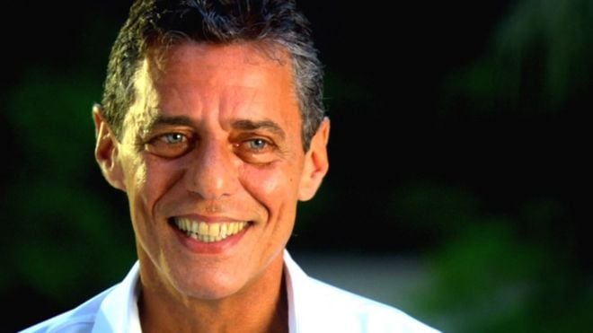 Celebridades que não creem em Deus Chico Buarque