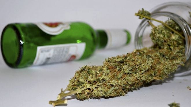 Maconha ou álcool: Qual dessas drogas é mais prejudicial à saúde?