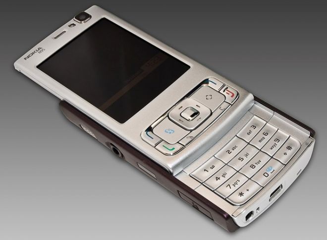 Tecnologias que vão fazer 10 anos em 2017 Nokia N95
