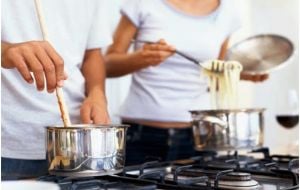 Você não precisa comer congelados: veja livros para aprender cozinhar bem