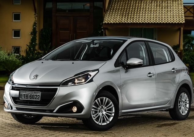 Peugeot 208 1.2 PureTech Manual