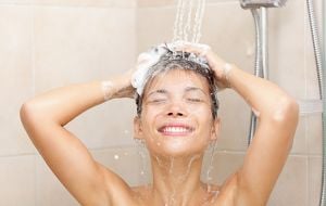12 importantes razões para tomar banho frio de manhã