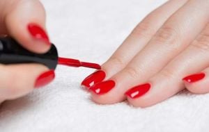 8 passos para deixar suas unhas perfeitas