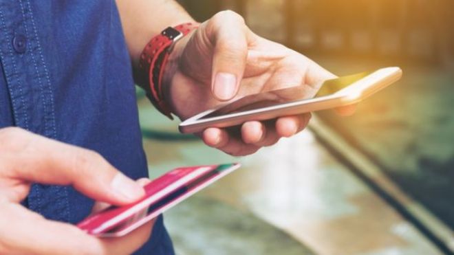 Em um futuro muito breve, os smartphones podem substituir os bancos