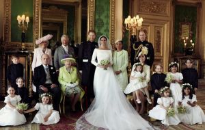 Príncipe Harry e Meghan Markle devolveram milhões em presentes de casamento