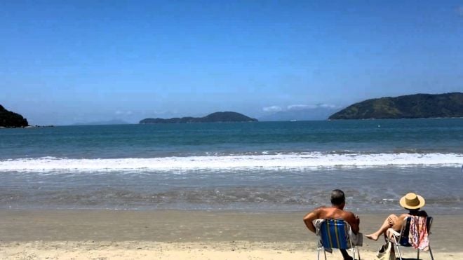 5 Praias brasileiras aprovadas para menores